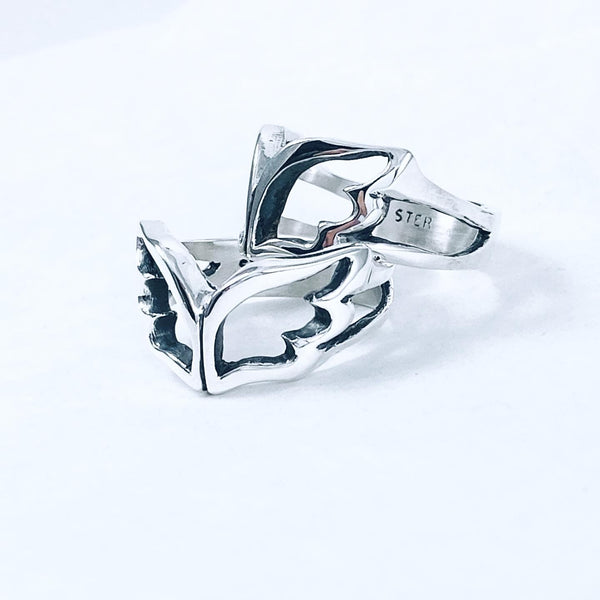 Double Wing Ring