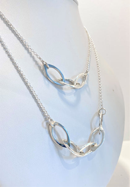 Mandorla 5 Link Necklace