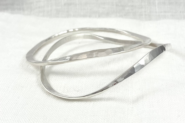 The Bilateral Bangle